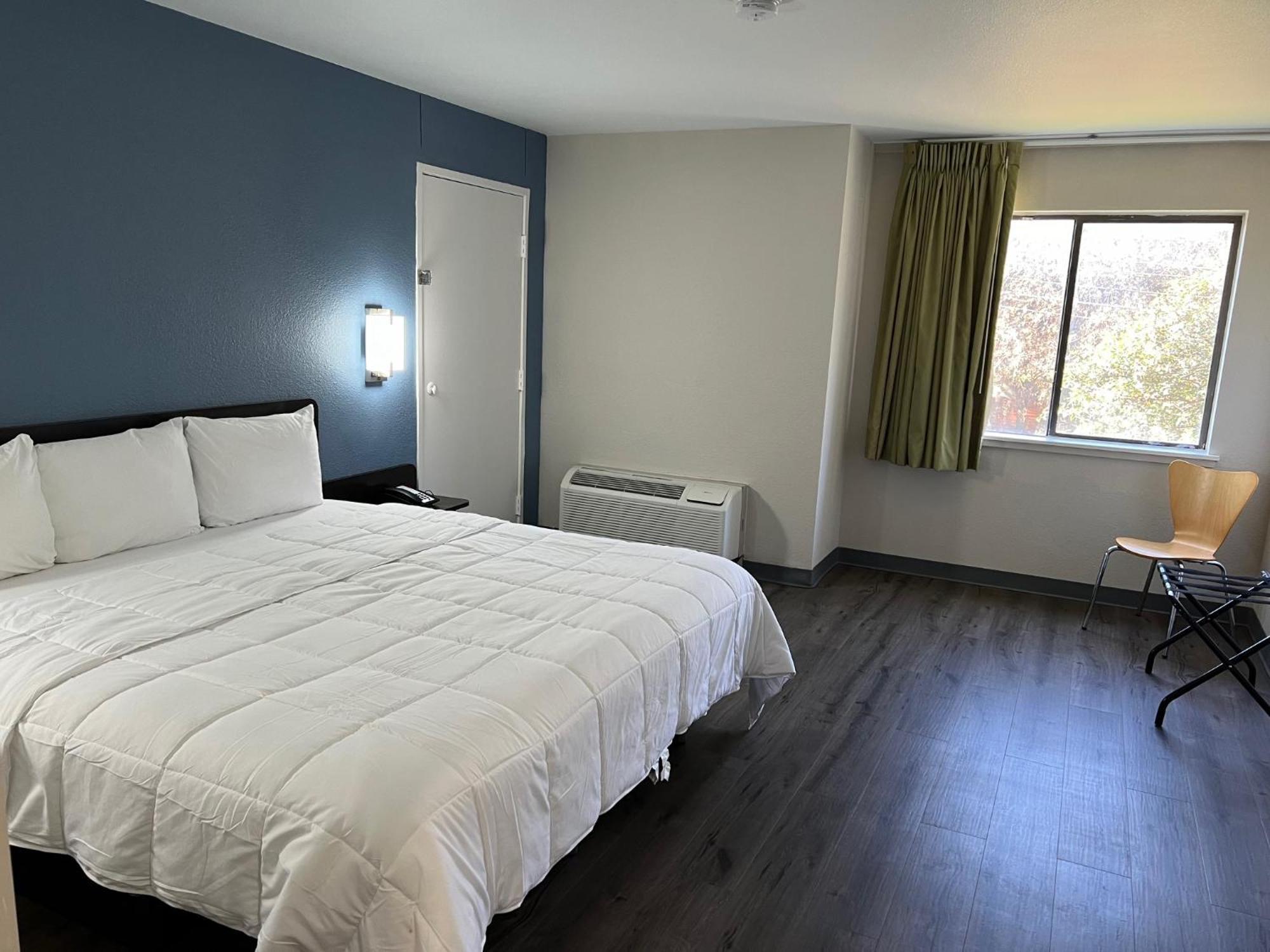 Park Inn By Radisson San Antonio Bagian luar foto